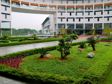 temasek_poly_002
